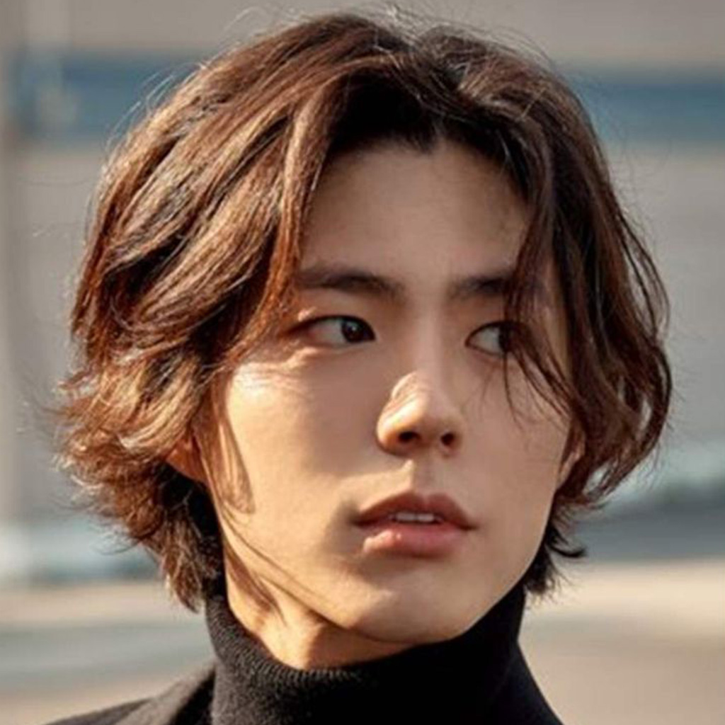Korean man with a Korean wavy bob hairstyles for Men
