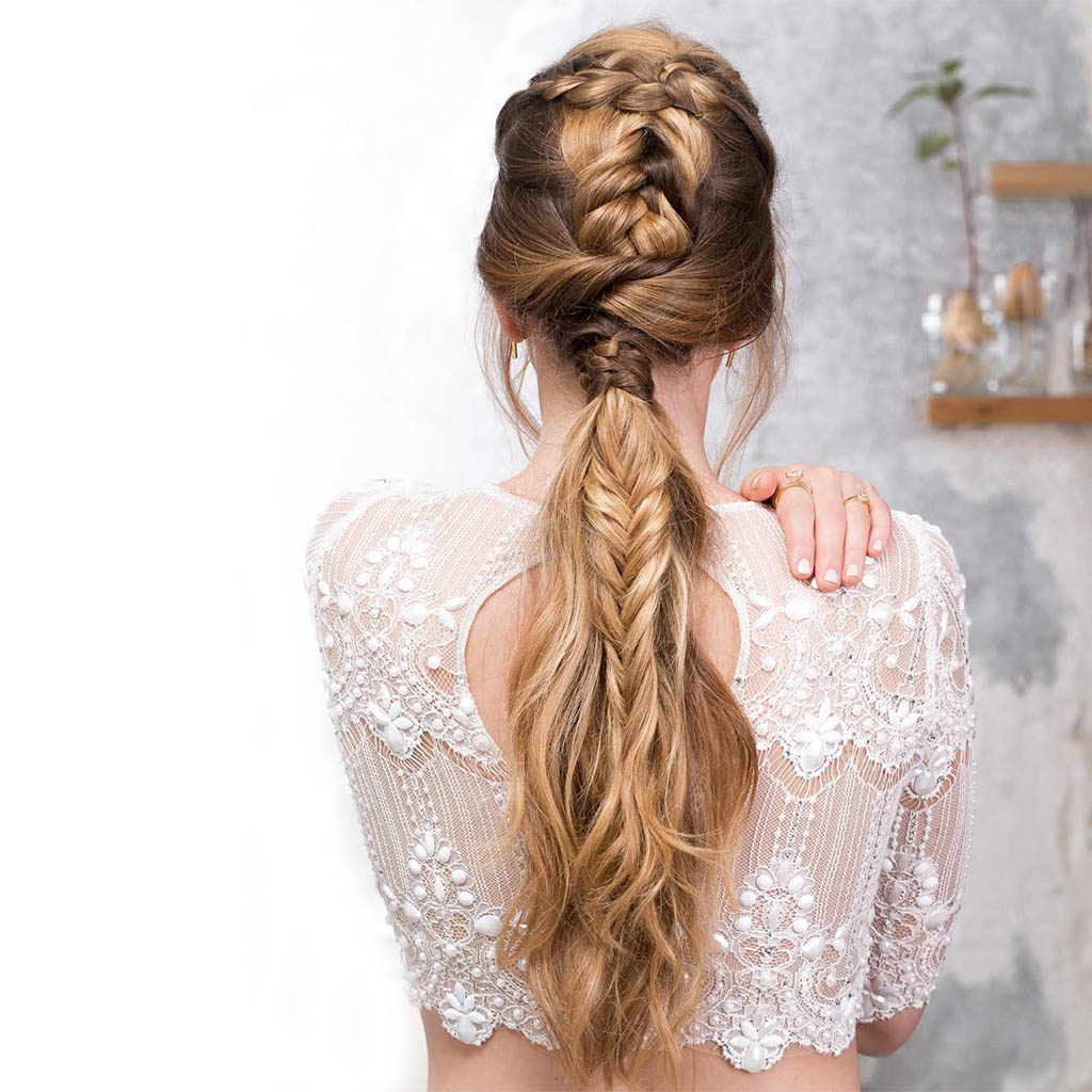 Fishtail braid for an intricate touch.